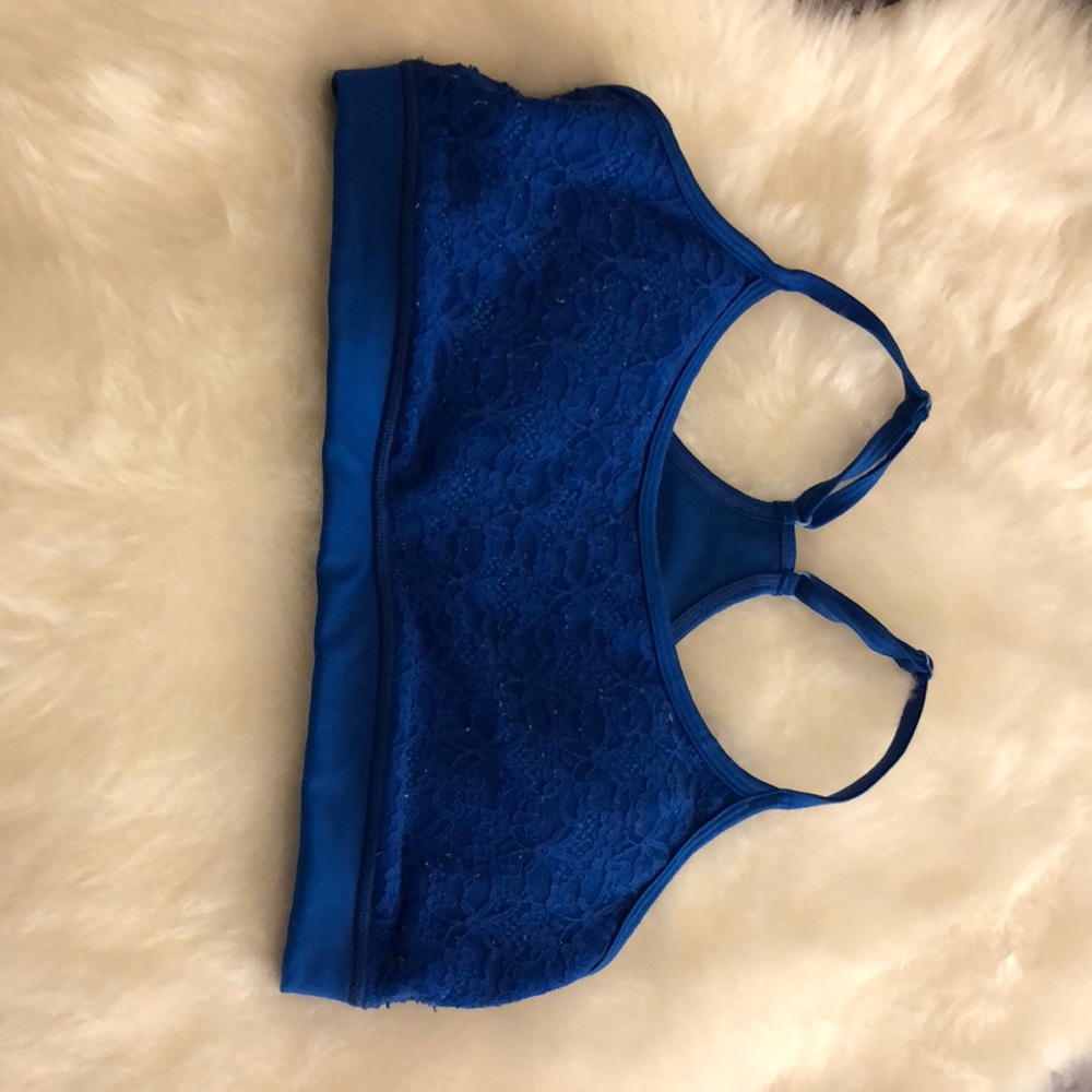 Blue aerie sports bra medium